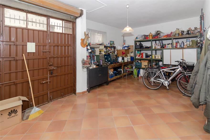 garage