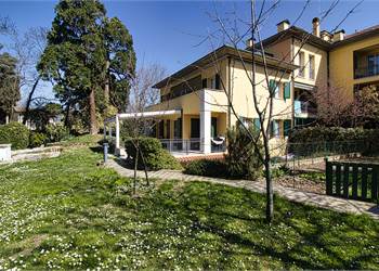 Villa In Vendita a Formigine