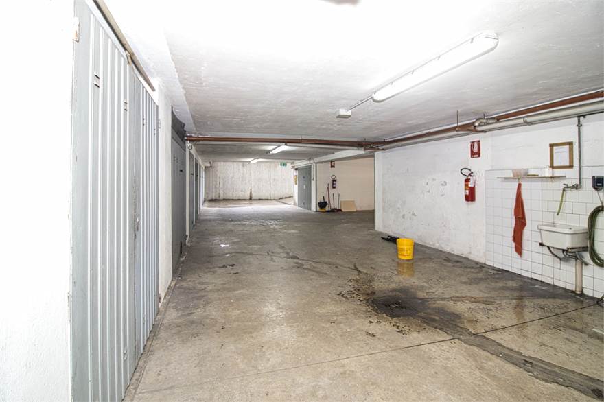 garage
