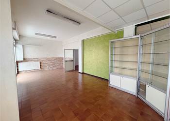 Negozio In Vendita a Modena